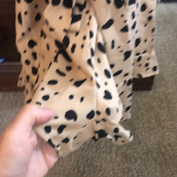 CHEETAH V-NECK SHEIN ROMPER - Picture 3 of 5